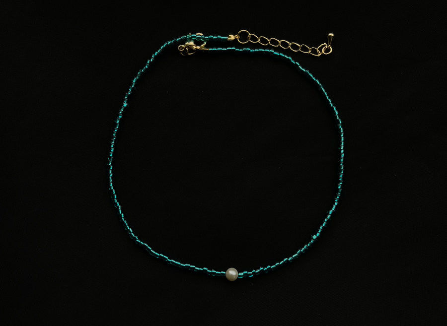 Blue Beaded Necklace with Pearl