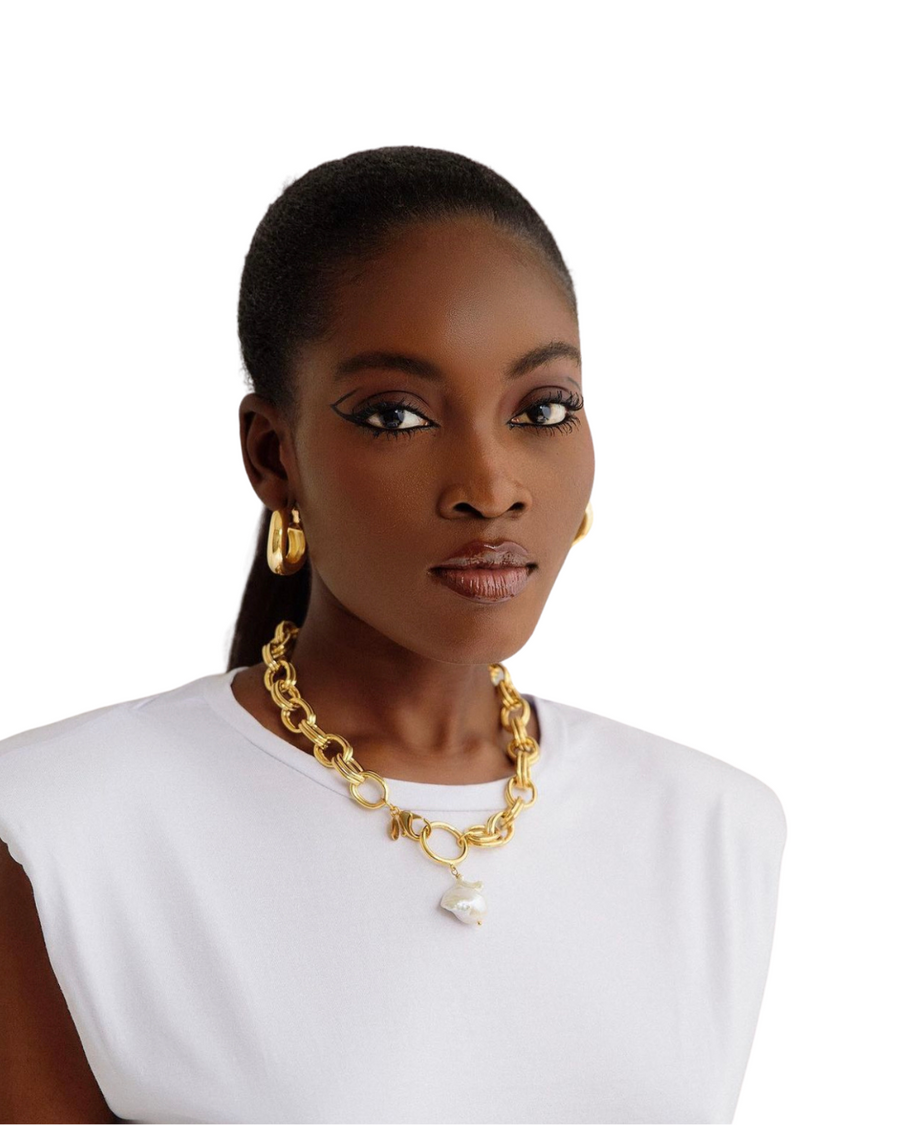 Zoe Chunky Gold Necklace with Pearl