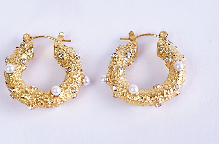 Demi Pearl Earrings